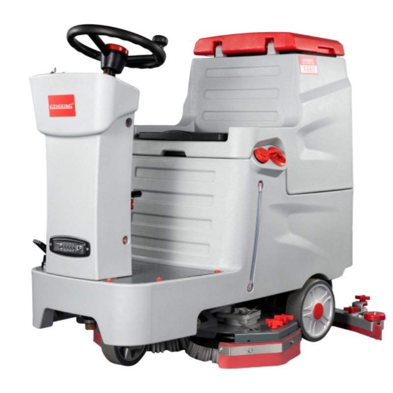 汕头坦洁驾驶式洗地机X660